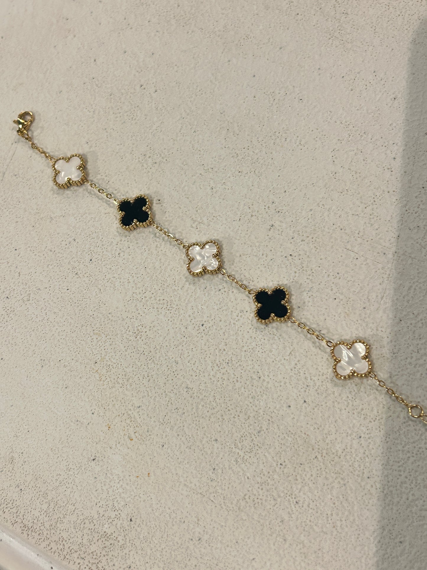 Van cleefe black white bracelet