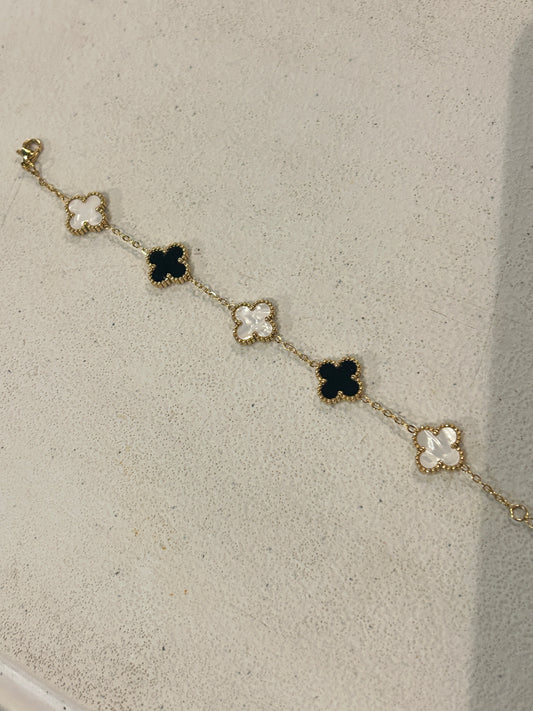 Van cleefe black white bracelet