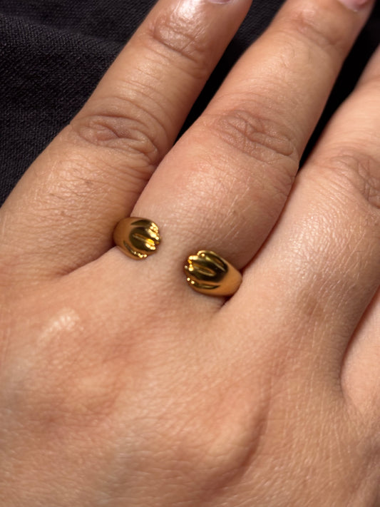 Paw Ring
